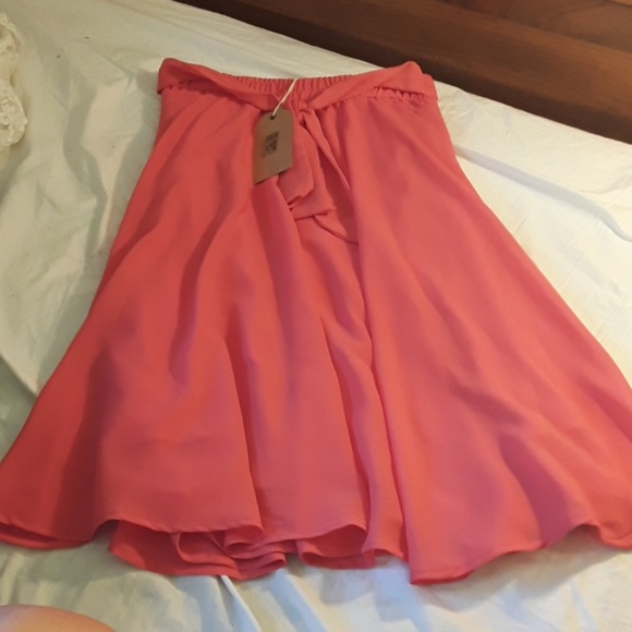 flint & moss Coral Midi Skirt - Picture 3 of 3